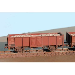 EX23980GA+B Set with 2 SNCB open freight cars UIC II B 2289135 and B 2289167 with real gravel load